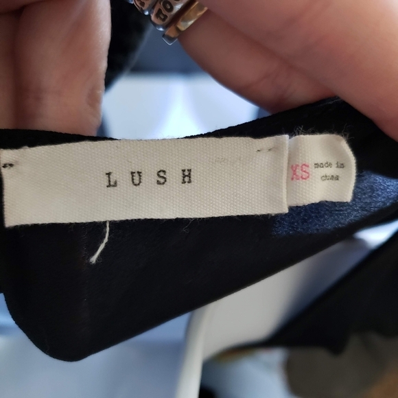 Lush XS Black Chiffon Tank Top Sleeveless Blouse Western Embroidery Keyhole - Picture 4 of 8